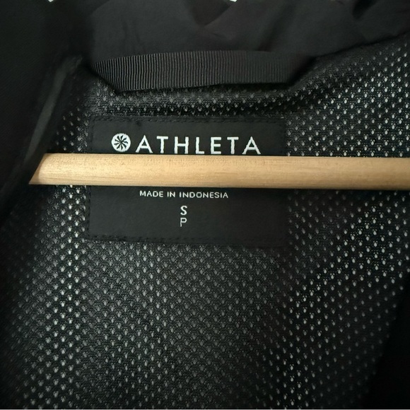 Athleta Utility Rain Jacket Sz S Black - Picture 10 of 11